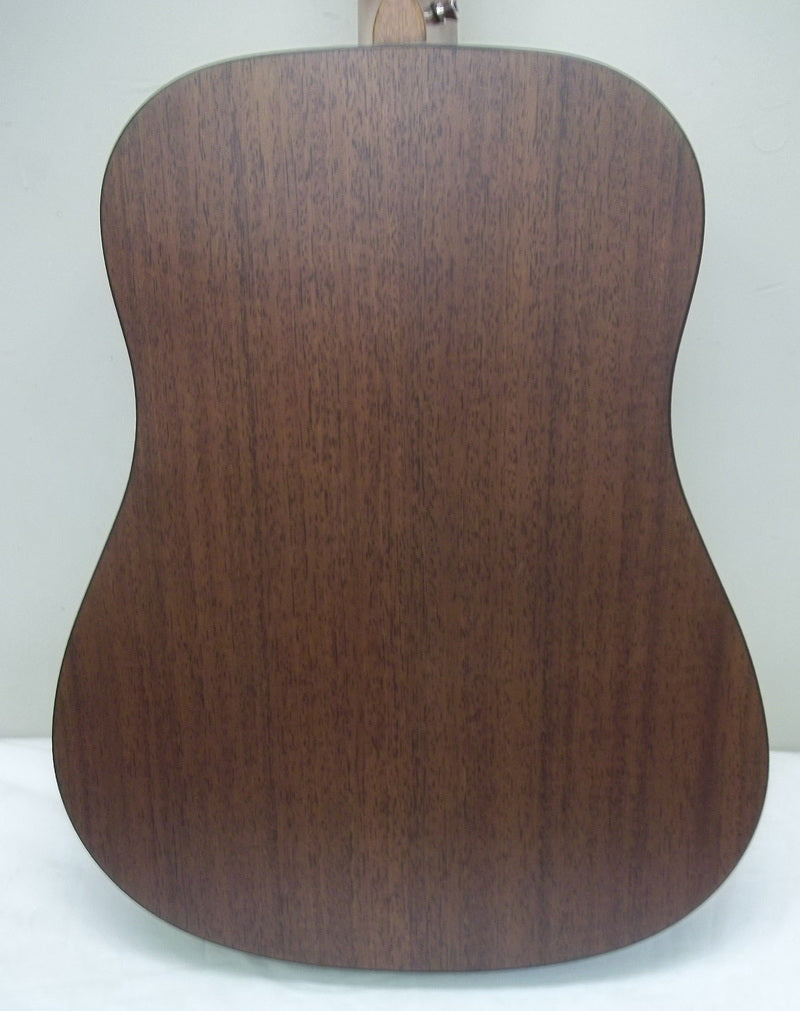 Left Hand : Vintage VLH800N acoustic guitar