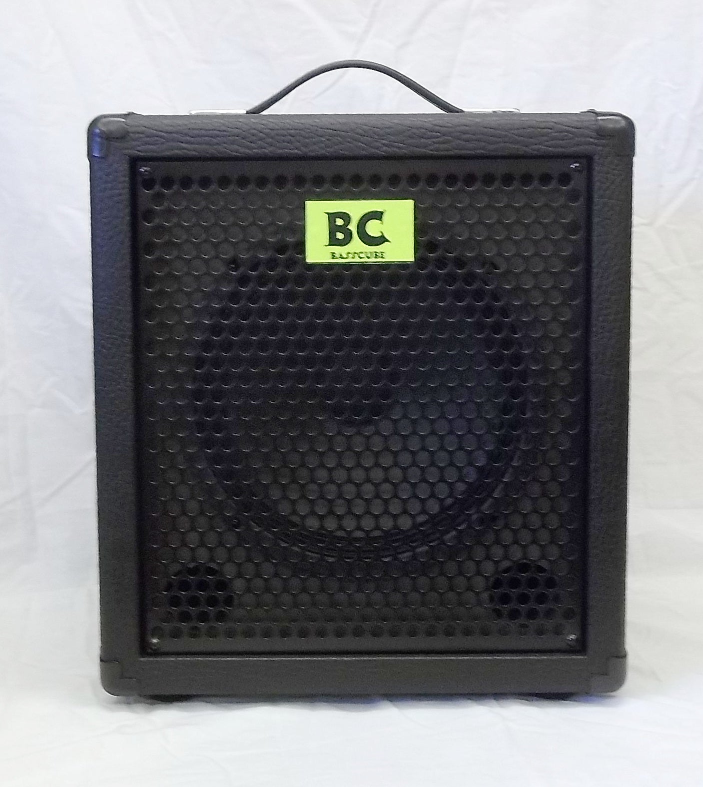 BassCUBE 80 bass amplifer