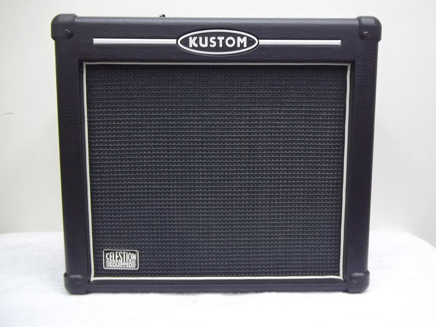 Kustom HV 30 guitar amplifier