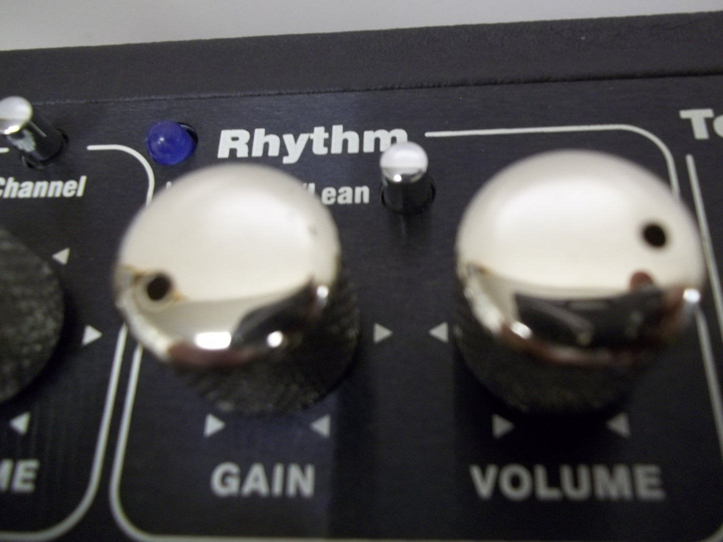 Kustom HV 30 guitar amplifier