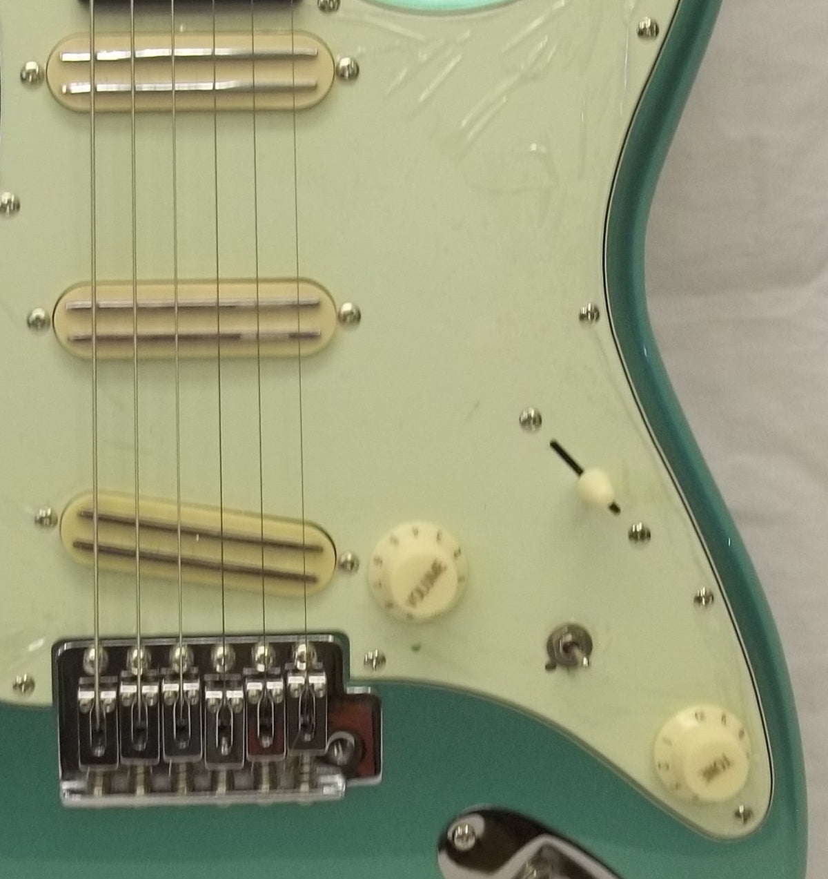Tagima TG5 Custom metallic green electric guitar