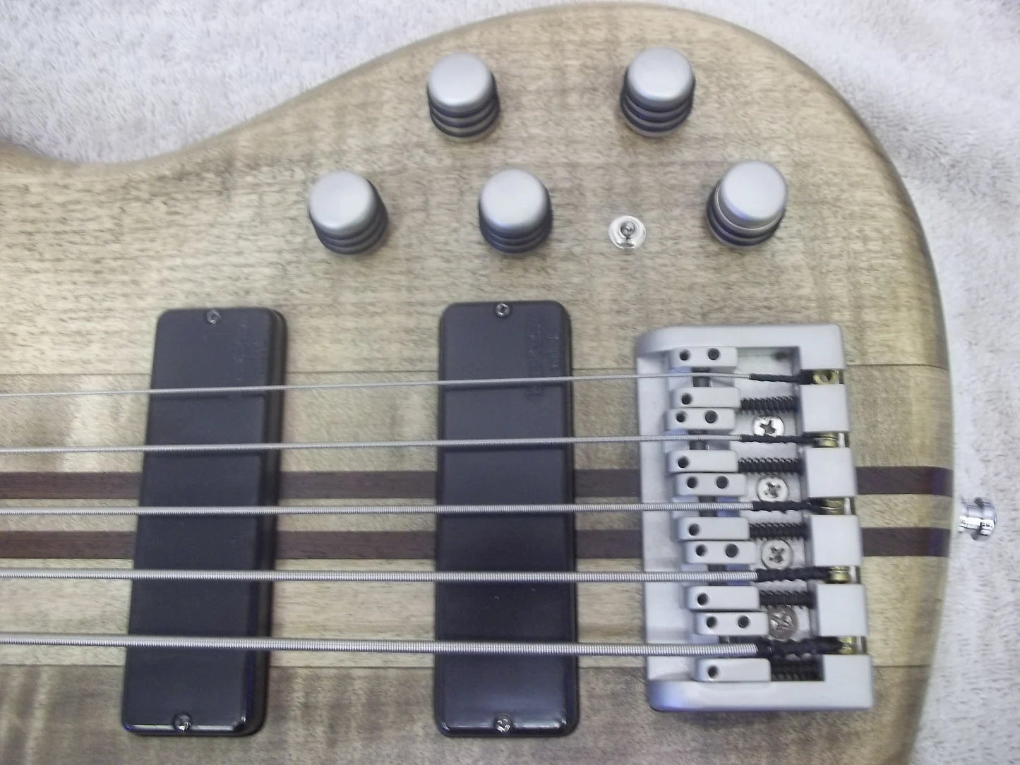 (USED) Cort Artisan 5-string bass guitar