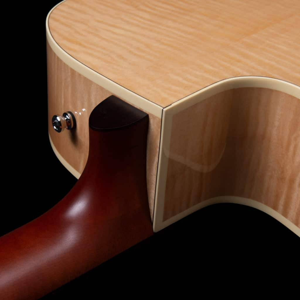 Seagull Performer Mini Jumbo Cutaway acoustic-electric