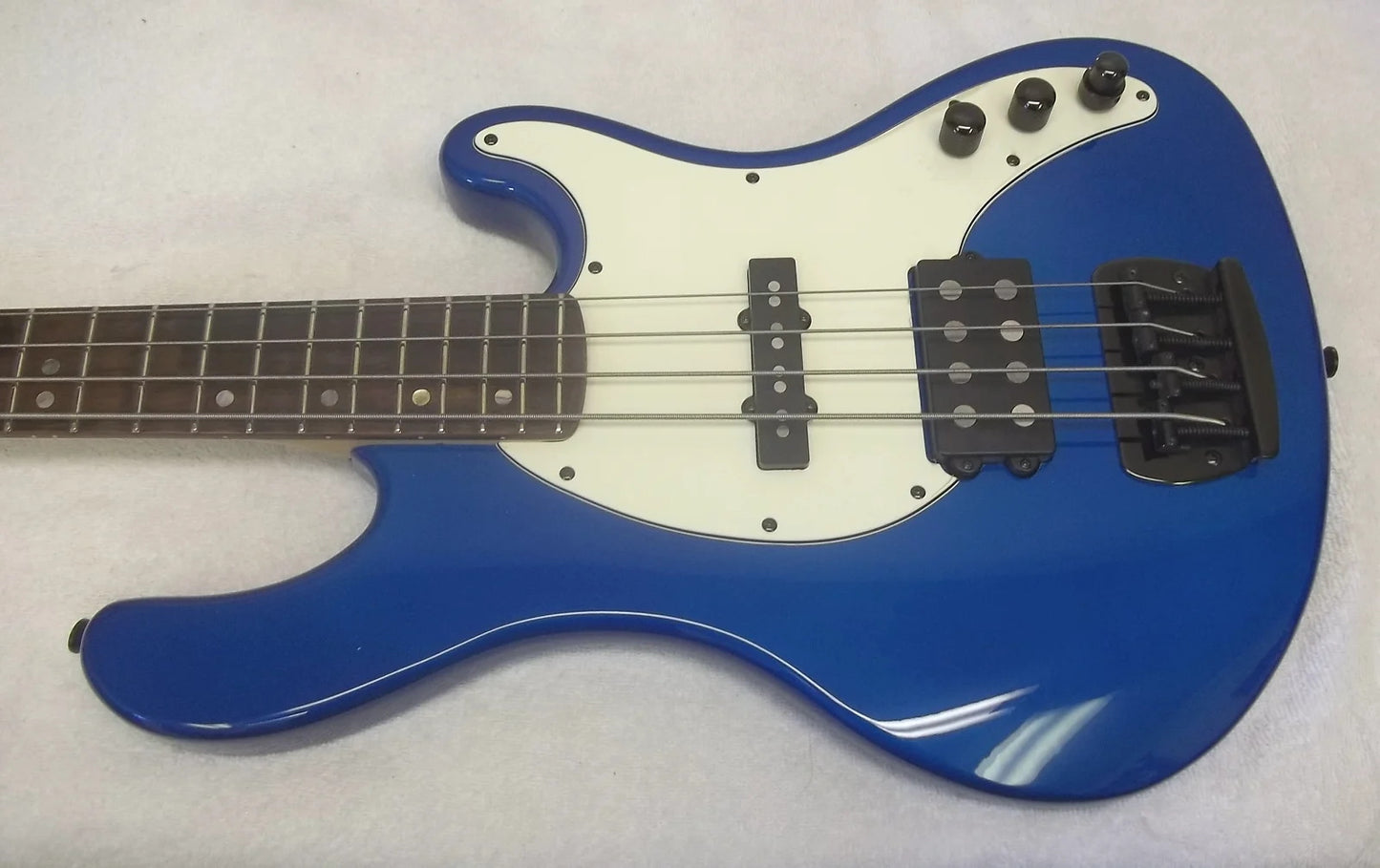 (USED) Cort GB54 active 4-string bass guitar