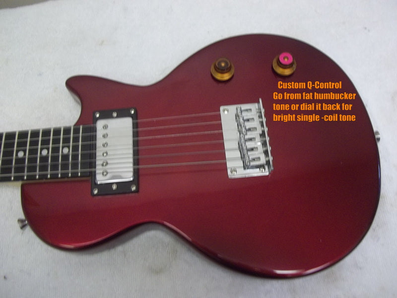 Groove L'il Paul junior electric guitar : metallic red