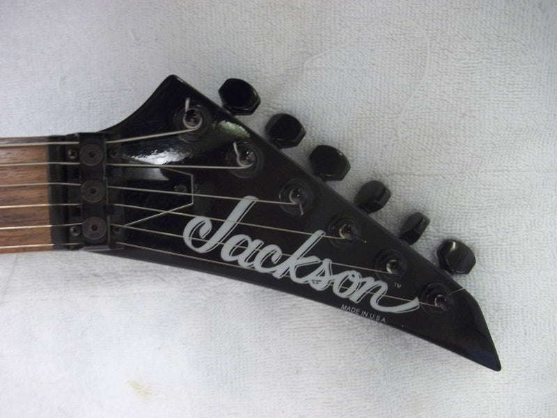 Customer Consignment : Jackson USA made King Vee guitar w/hardcase