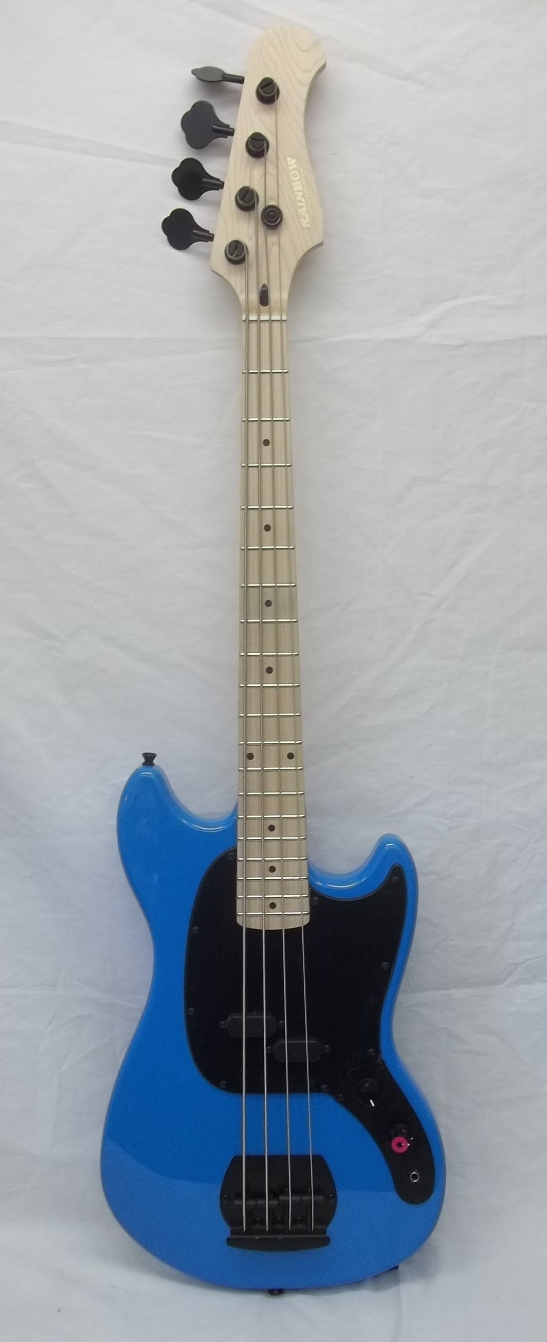 Rainbow Tantrum short scale bass retro blue