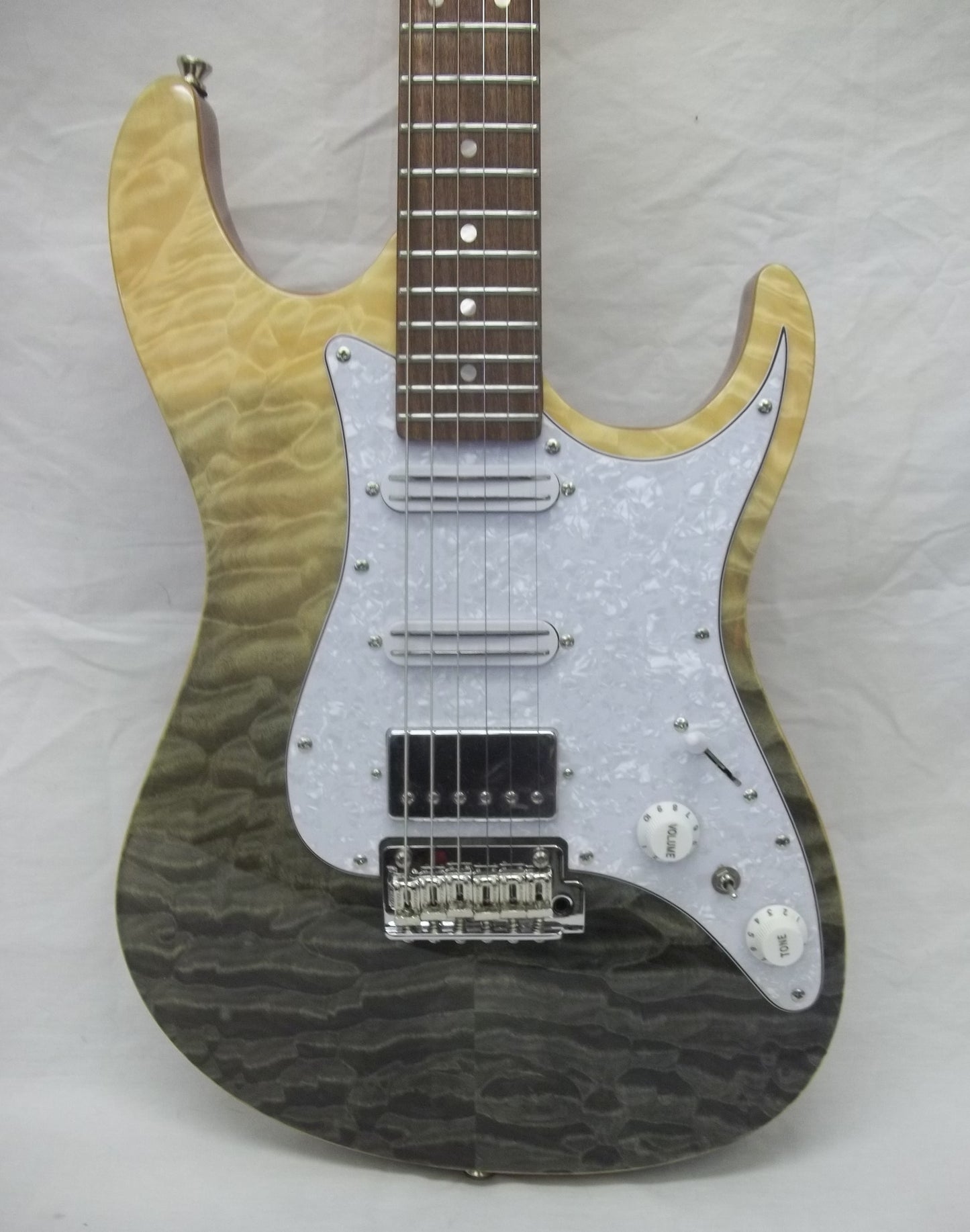 Tagima STC Custom DarkFade electric guitar