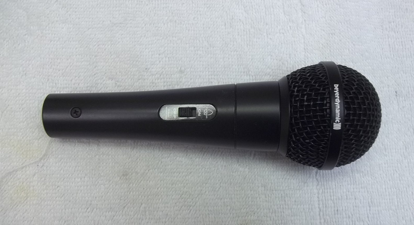 (USED) Beyer M-03 vocal microphone