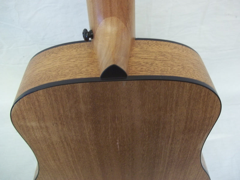 Madera Select : SideKick mini-acoustic guitar : mahogany