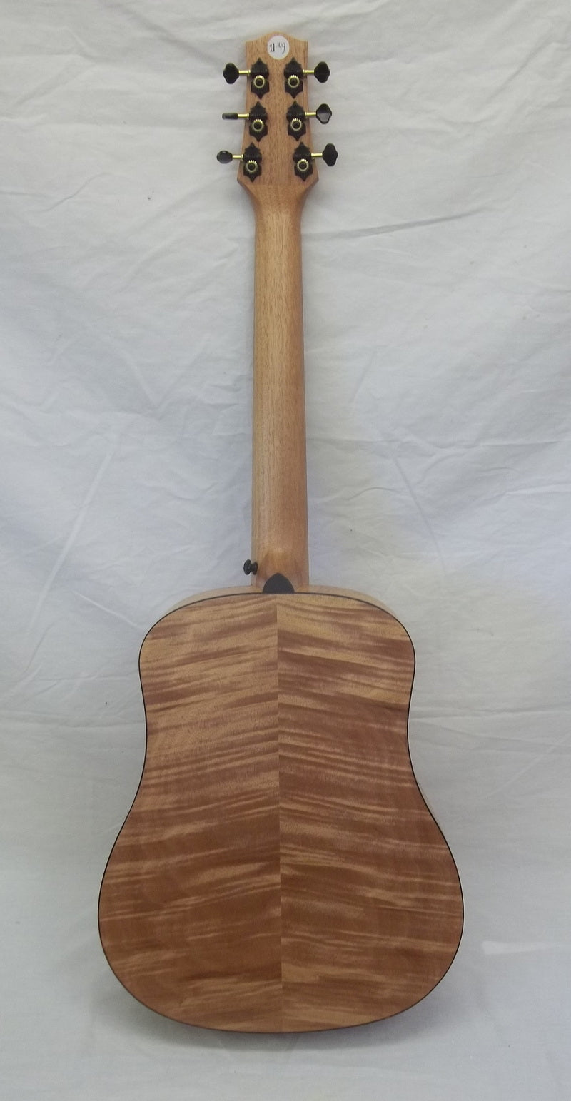 Madera Select : SideKick mini-acoustic guitar : okume