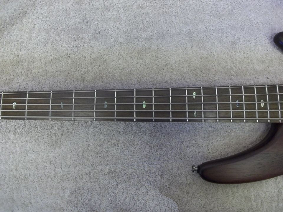 (USED) Ibanez SR505 5-string bass guitar