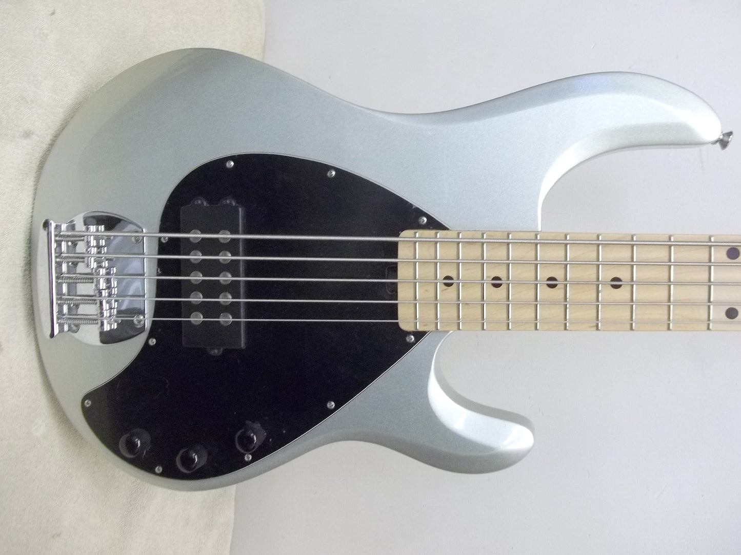 (USED) Musicman OLP Stingray 5-string bass guitar