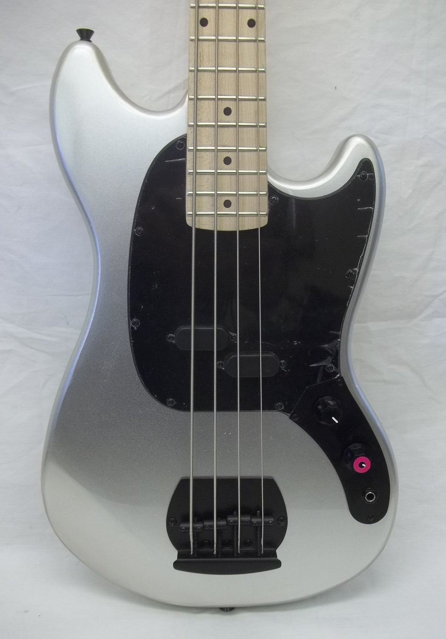 Rainbow Tantrum short scale bass platinum