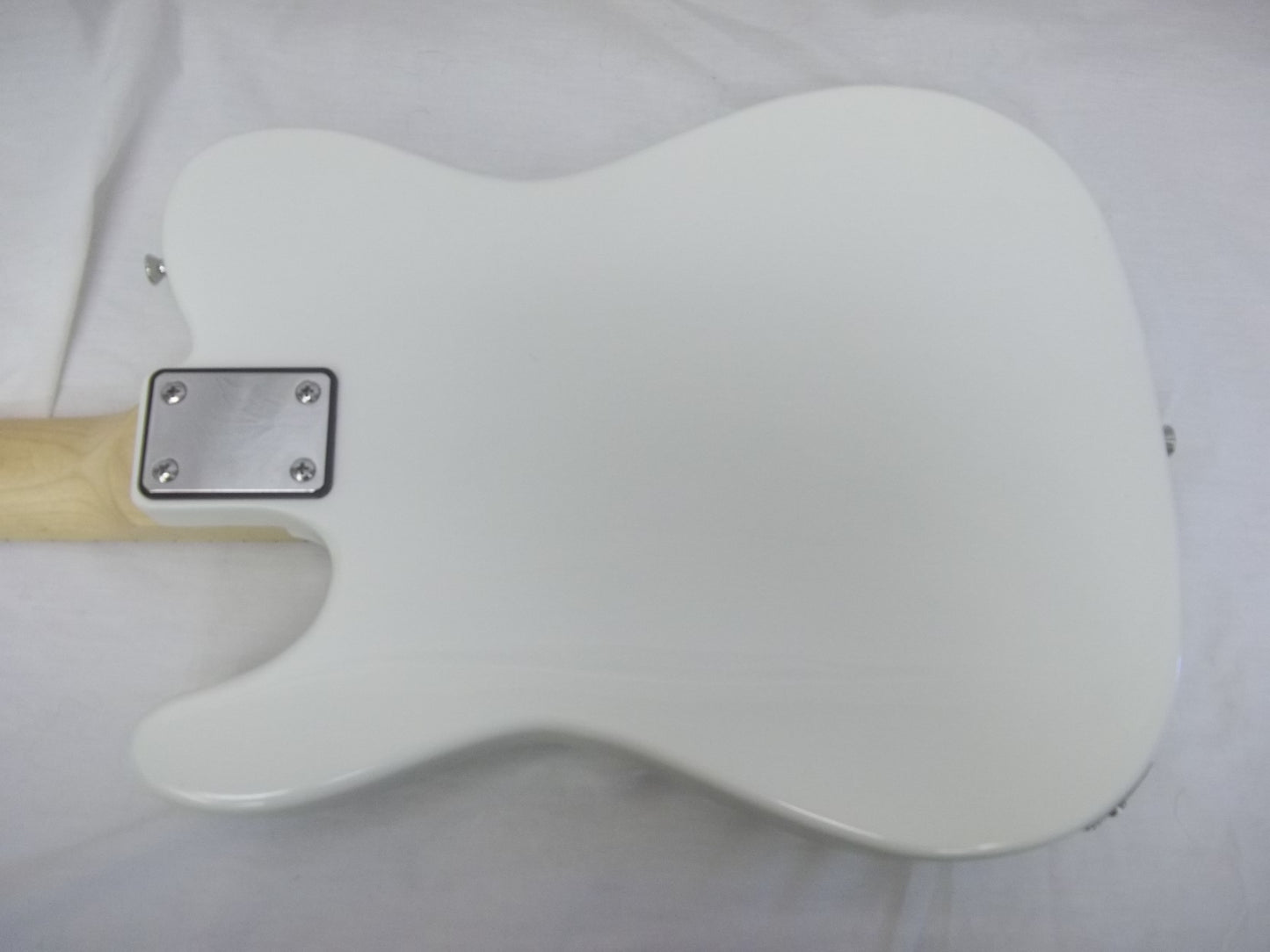 Rainbow TC electric guitar vintage white